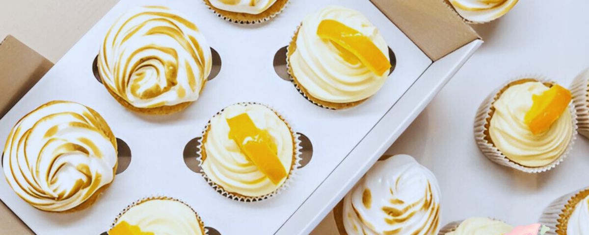 Lemon Cupcakes with Lemon Curd Buttercream Recipe